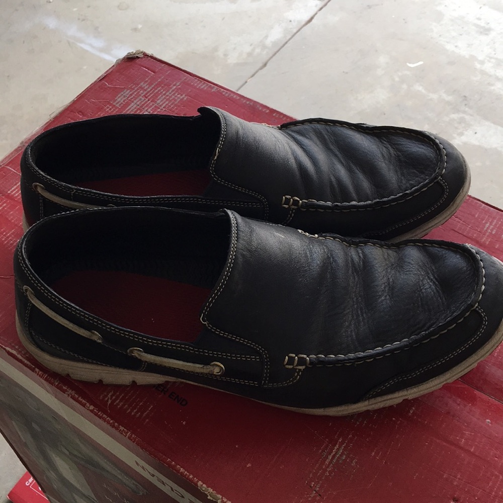 Men’s size 13 cole haan shoes